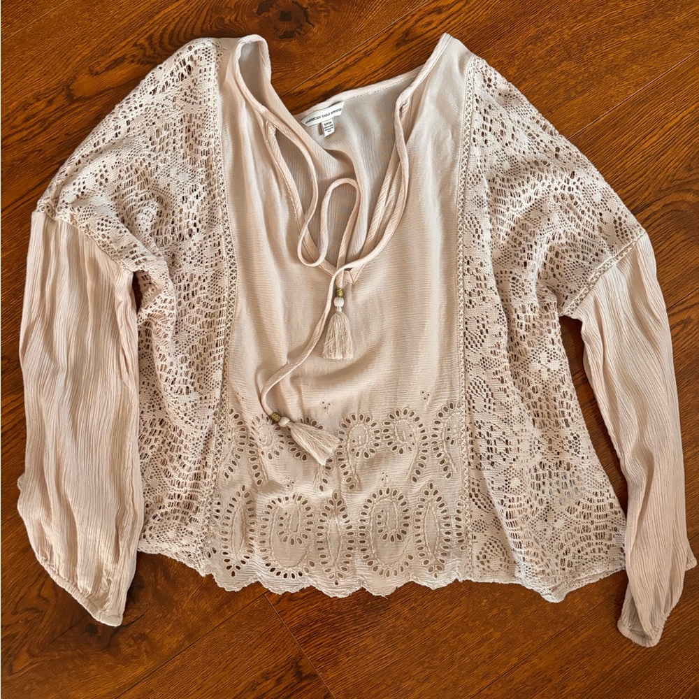 American Eagle Boho Tan Blouse. Size Small.